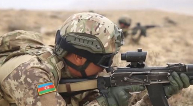 Ortak tatbikatta helikopter ve zırhlı araçlarla operasyon